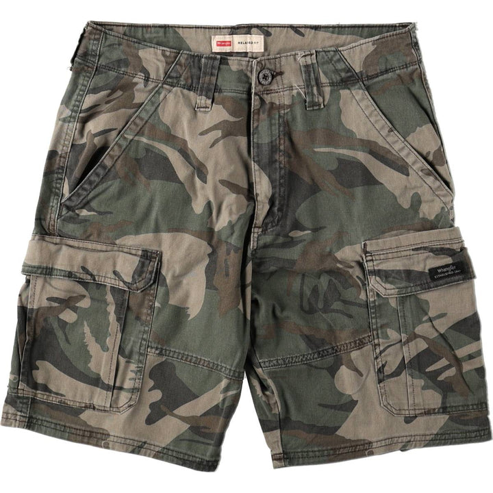 Wrangler Relaxed Fit Camouflage Pattern Woodland Camo Cargo Shorts (Men's W31 equivalent) cotton Khaki type Vintage Second Hand