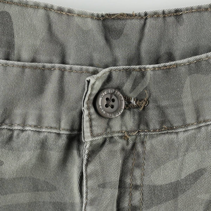 Wrangler Camouflage Pattern Woodland Camo Cargo Shorts (Men's W37 equivalent) cotton Khaki type Vintage Second Hand