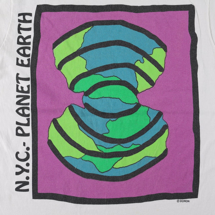 90'S Fruit of the Loom Art T-Shirt, Made in USA, Men's Size L (approx.), Vintage cotton white type Vintage Second Hand