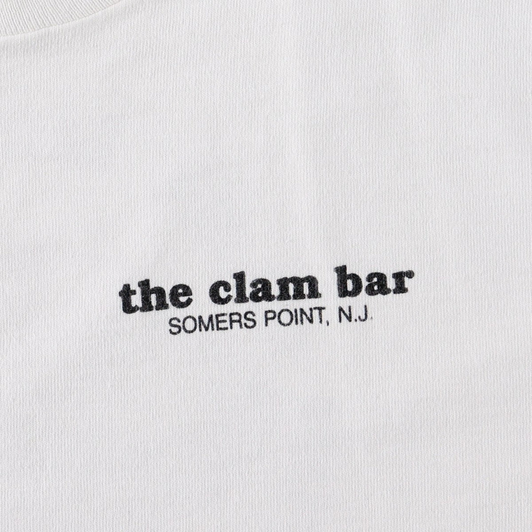 90'S Fruit of the Loom The Clam Bar advertising T-shirt, Made in USA, Men's size L equivalent, Vintage cotton white type Vintage Second Hand