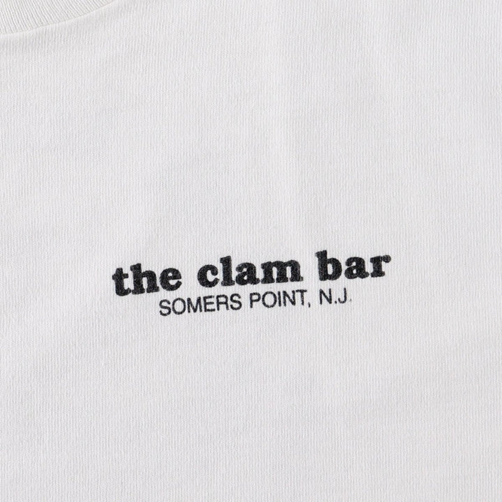 90'S Fruit of the Loom The Clam Bar advertising T-shirt, Made in USA, Men's size L equivalent, Vintage cotton white type Vintage Second Hand