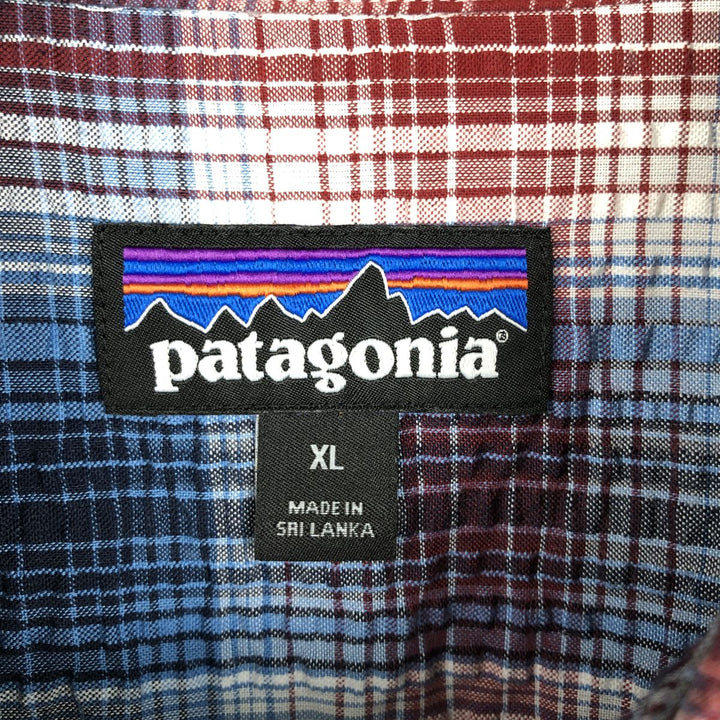Patagonia 53004SP17 Packerwear Shirt, Seersucker Check Pattern, Short Sleeve Polyester Shirt, Boxy Shirt, Men's XL Equivalent polyester white type Vintage Second Hand