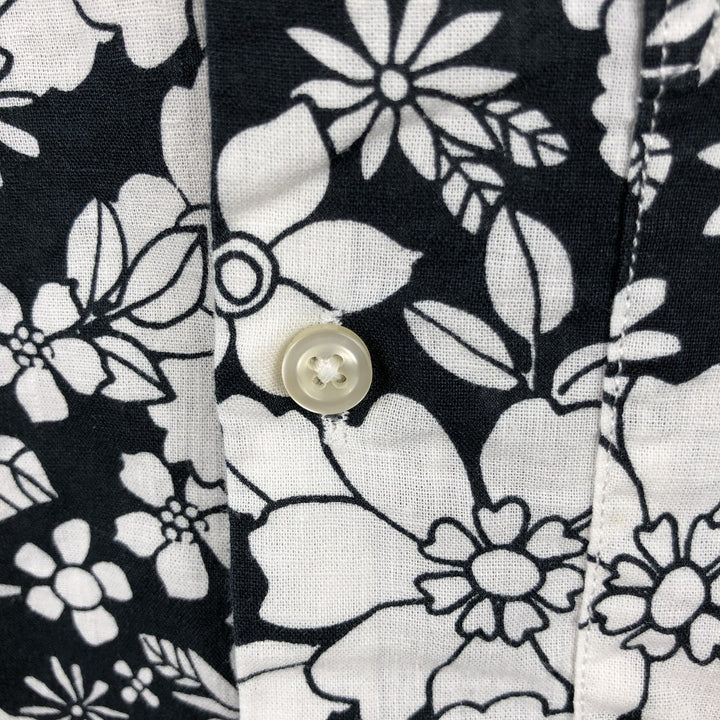 GAP all-over floral print open-collar Hawaiian Aloha shirt, boxy fit, men's size M. linen white type Vintage Second Hand