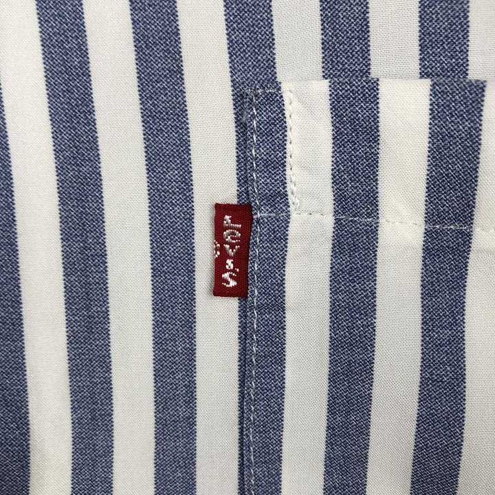 Levi's RELAXED Stripe Pattern Short-Sleeve Open Collar Viscose Shirt, Boxy Fit, Men's Size L (approx.) Viscose navy blue type Vintage Second Hand