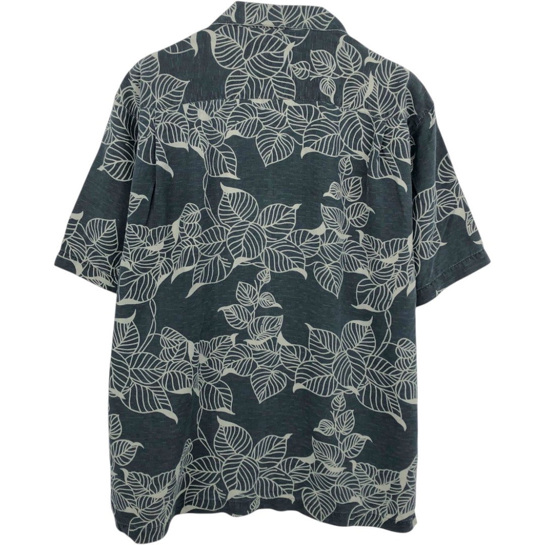 Tommy Bahama all-over floral print open-collar silk Hawaiian Aloha shirt, boxy style, men's size M. silk black type Vintage Second Hand