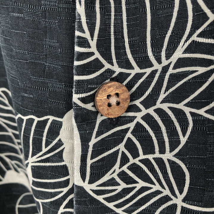 Tommy Bahama all-over floral print open-collar silk Hawaiian Aloha shirt, boxy style, men's size M. silk black type Vintage Second Hand