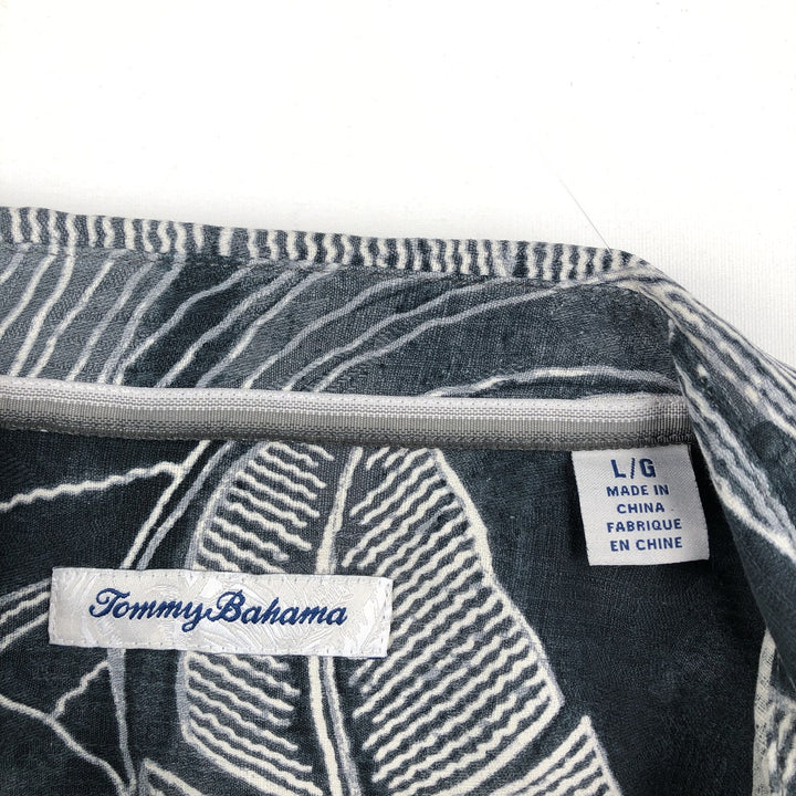 Tommy Bahama all-over leaf pattern silk Hawaiian Aloha shirt, boxy style, men's size L. silk gray type Vintage Second Hand