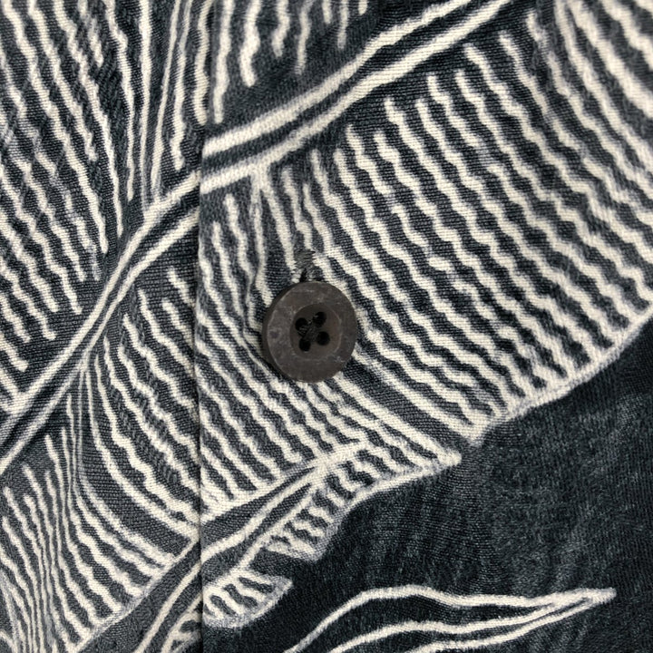 Tommy Bahama all-over leaf pattern silk Hawaiian Aloha shirt, boxy style, men's size L. silk gray type Vintage Second Hand