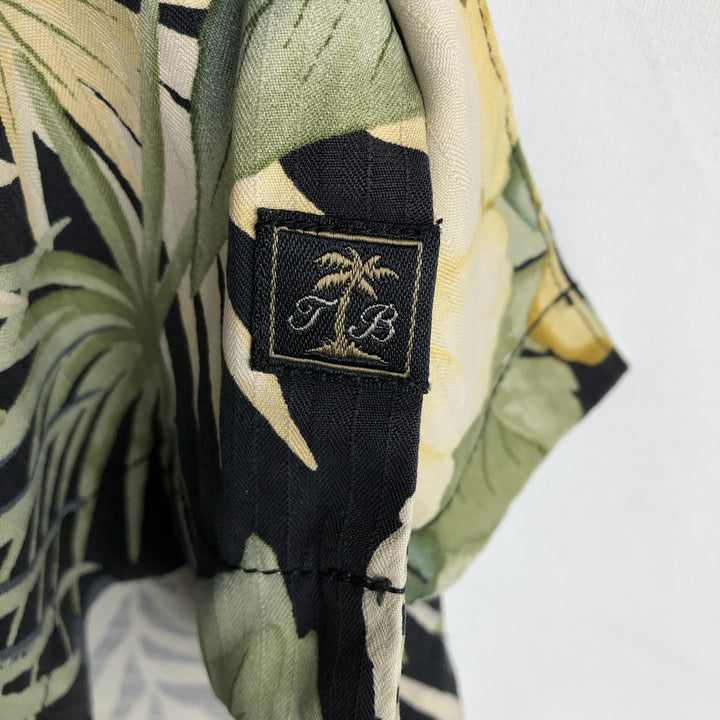 Tommy Bahama all-over hibiscus pattern open collar silk Hawaiian Aloha shirt, boxy fit, men's size L. silk yellow type Vintage Second Hand