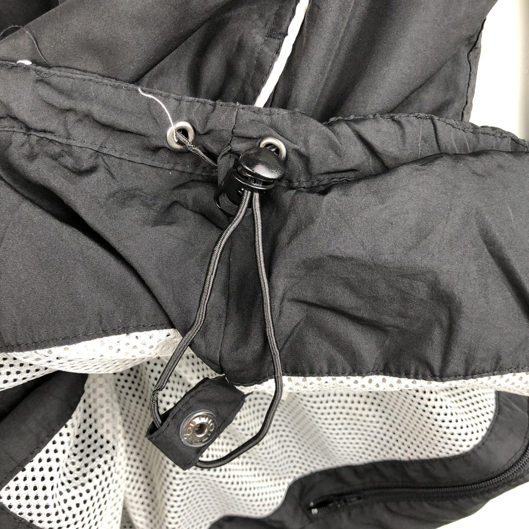 UMBRO Windbreaker, Men's M size polyester black type Vintage Second Hand
