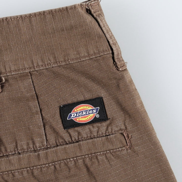 Dickies Relaxed Cargo Shorts, Men's Size W36 (approx.) cotton brown type Vintage Second Hand