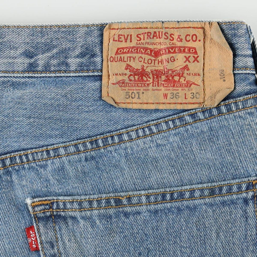 00'S Levi's 501 straight denim pants for men, size W36 cotton blue type Vintage Second Hand