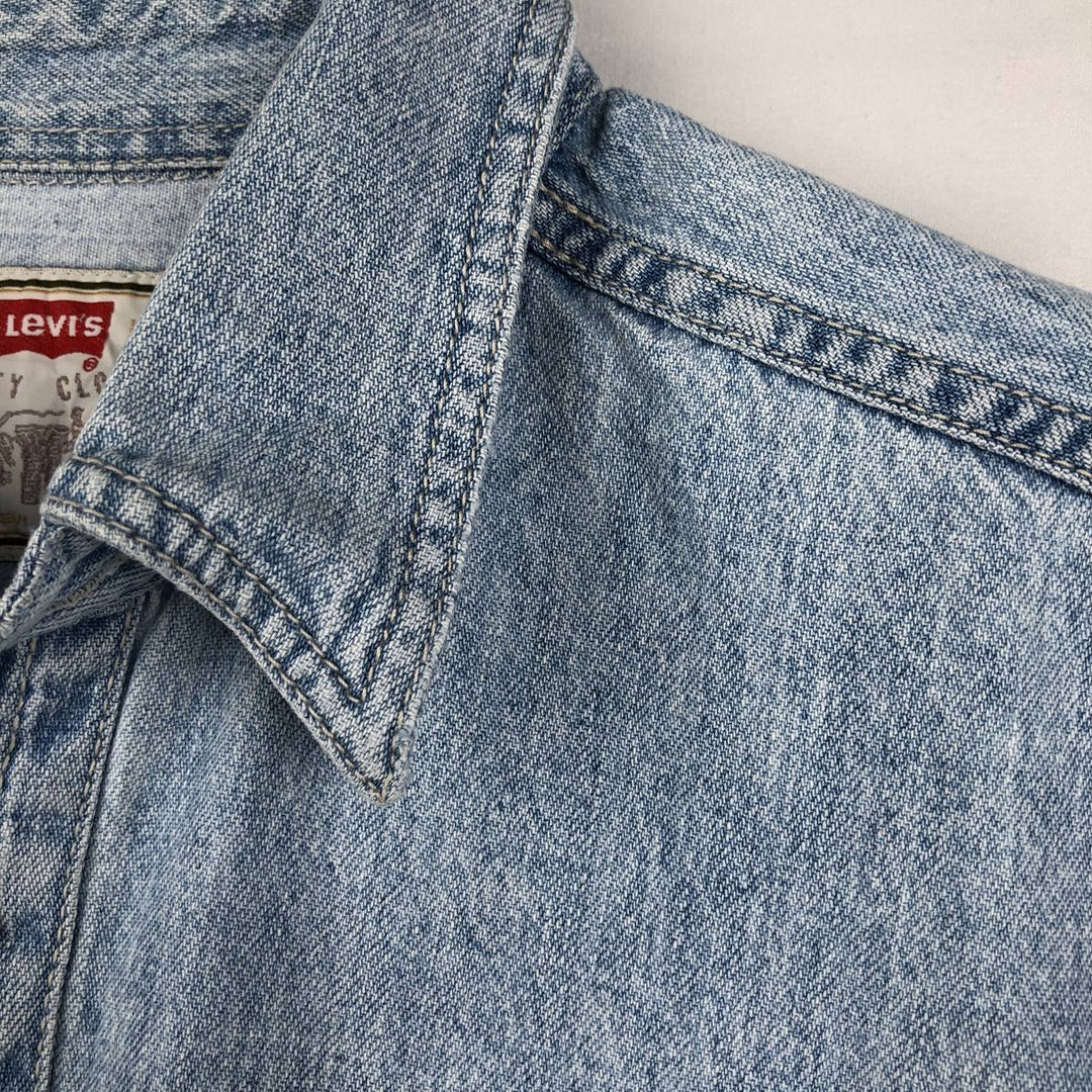 Levi's long-sleeved denim shirt, men's size M cotton Blue type light blue Vintage Second Hand