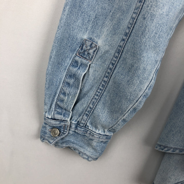 90'S Vintage Levi's Long Sleeve Denim Shirt, Men's Size Medium cotton Blue type light blue Vintage Second Hand