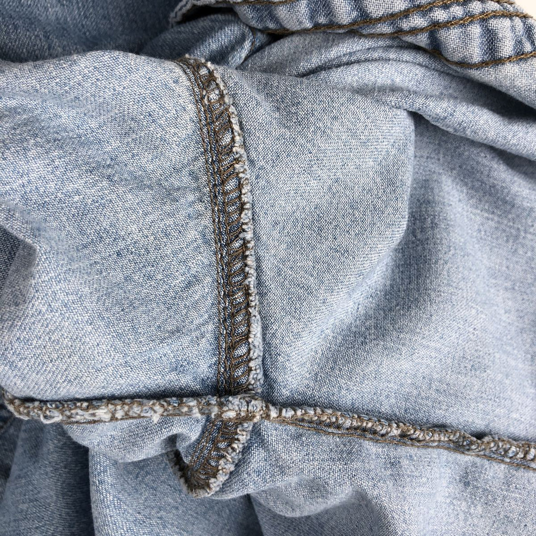 90s-00'S Levi's RED TAB JEANS Long-Sleeve Denim Shirt, Men's Size M (Equivalent), Vintage cotton Blue type light blue Vintage Second Hand