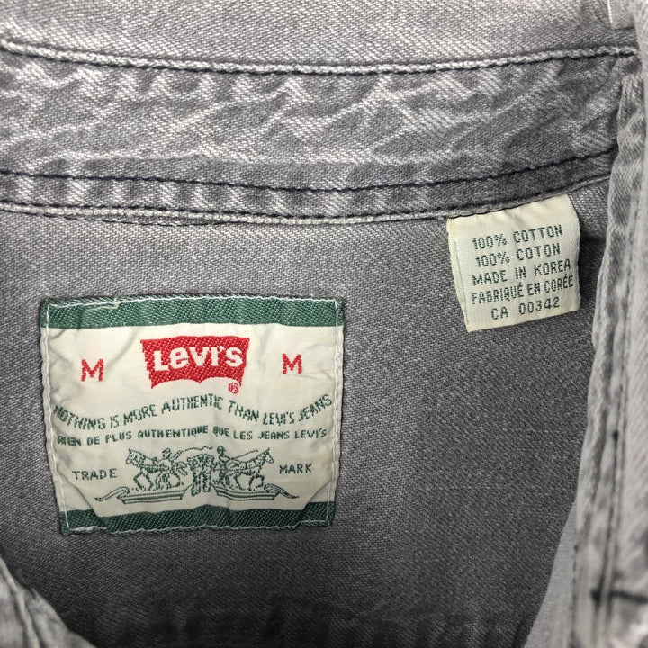 90'S Vintage Levi's Long Sleeve Denim Shirt, Men's Size Medium cotton gray type Vintage Second Hand