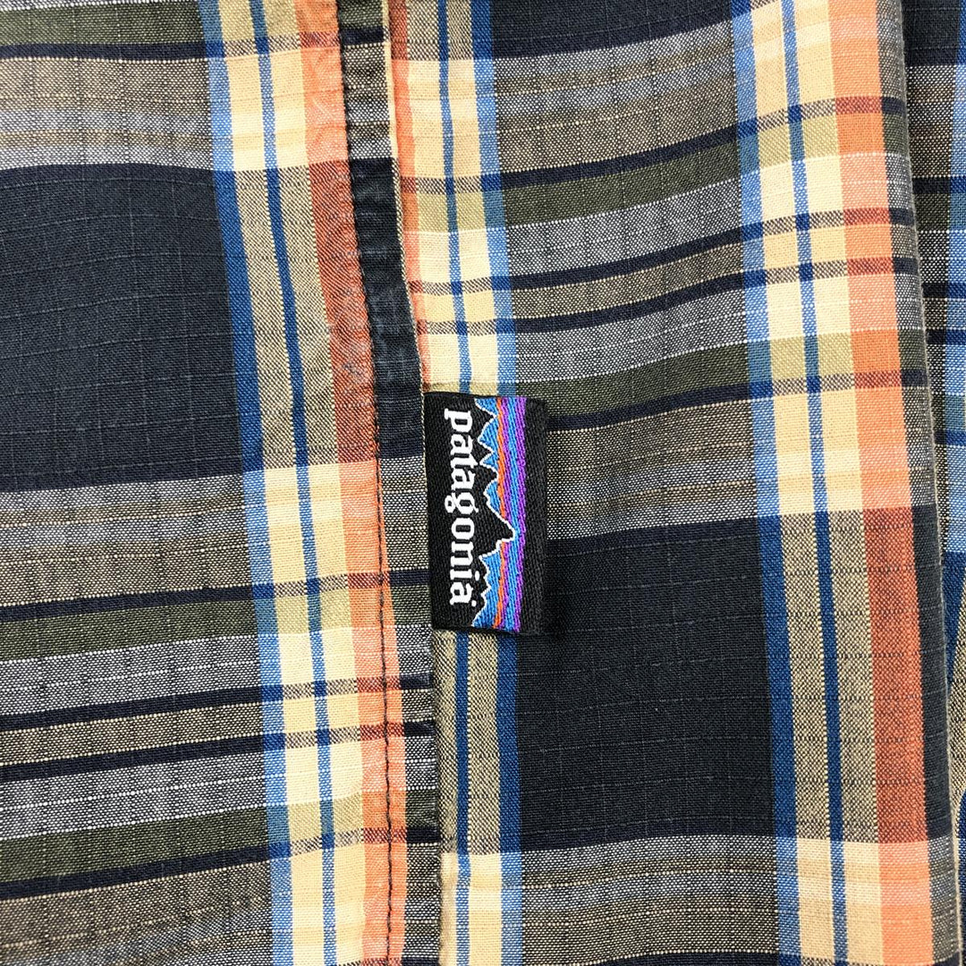 Patagonia ORGANIC COTTON 52251FA12 Check Pattern Long Sleeve Western Shirt (Men's Size M) Organic cotton navy blue type Vintage Second Hand