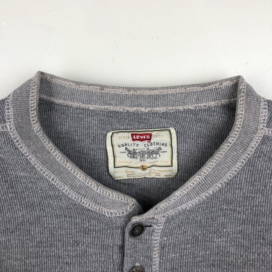 Levi's Henley neck short-sleeved T-shirt, men's size L (approx.) cotton gray type Vintage Second Hand