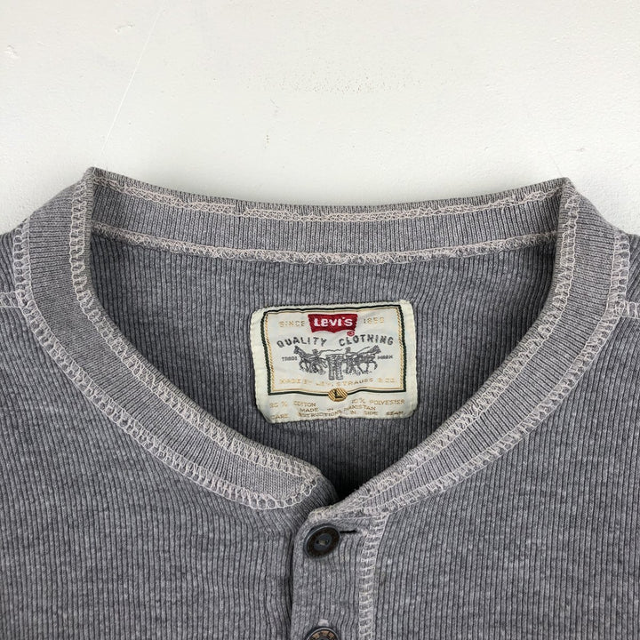 Levi's Henley neck short-sleeved T-shirt, men's size L (approx.) cotton gray type Vintage Second Hand