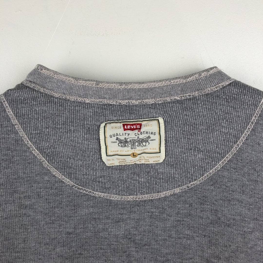 Levi's Henley neck short-sleeved T-shirt, men's size L (approx.) cotton gray type Vintage Second Hand