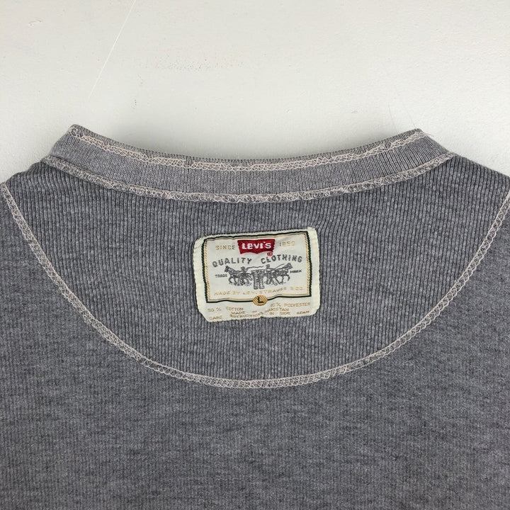 Levi's Henley neck short-sleeved T-shirt, men's size L (approx.) cotton gray type Vintage Second Hand