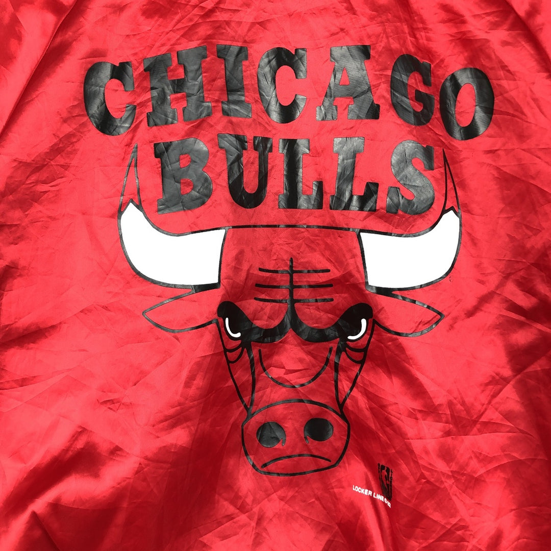 LOCKER LINE NBA CHICAGOBULLS Nylon Blouson, Made in USA, Men's XL equivalent, Vintage. Nylon red type Vintage Second Hand