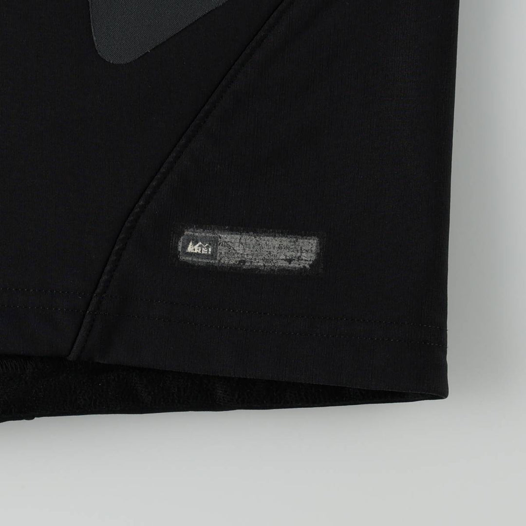 REI Softshell Jacket, Made in Canada, Men's Size XL (equivalent) Nylon black type Vintage Second Hand