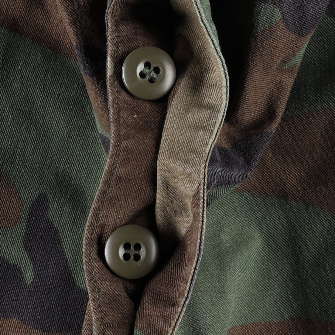 1990'S US Military Issue Camouflage Pattern Woodland Camo Military Cargo Pants, Made in USA, Medium-Regular, Vintage, Men's W35 equivalent. Nylon Khaki type Vintage Second Hand