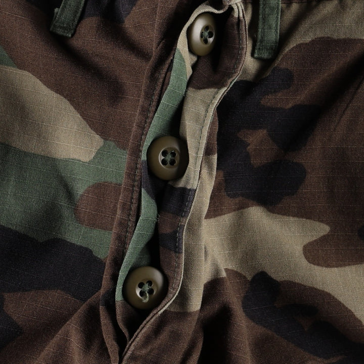 Genuine US military surplus camouflage pattern woodland camo ripstop military cargo pants, made in the USA, small-regular size (equivalent to men's W30). Nylon Khaki type Vintage Second Hand