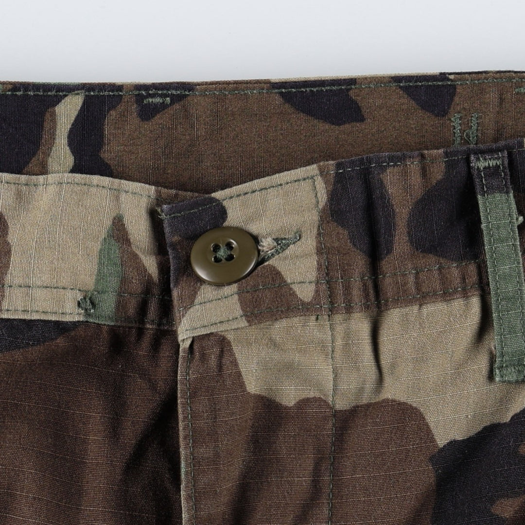 Genuine US military surplus camouflage pattern woodland camo ripstop military cargo pants, made in the USA, small-regular size (equivalent to men's W30). Nylon Khaki type Vintage Second Hand