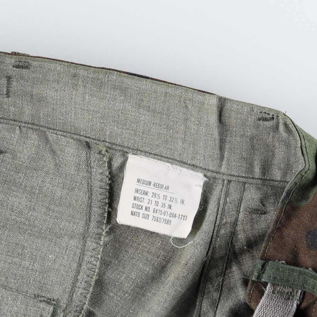 1980'S US Military Issue Camouflage Pattern Woodland Camo Military Cargo Pants, Made in USA, Medium-Regular Size (Men's W34 equivalent), Vintage cotton Khaki type Vintage Second Hand
