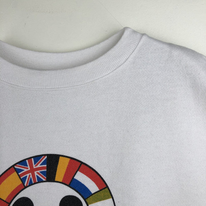 80'S Hanes Mickey Mouse Flag Pattern Character Sweatshirt, Made in USA, Men's XL equivalent, Vintage cotton white type Vintage Second Hand