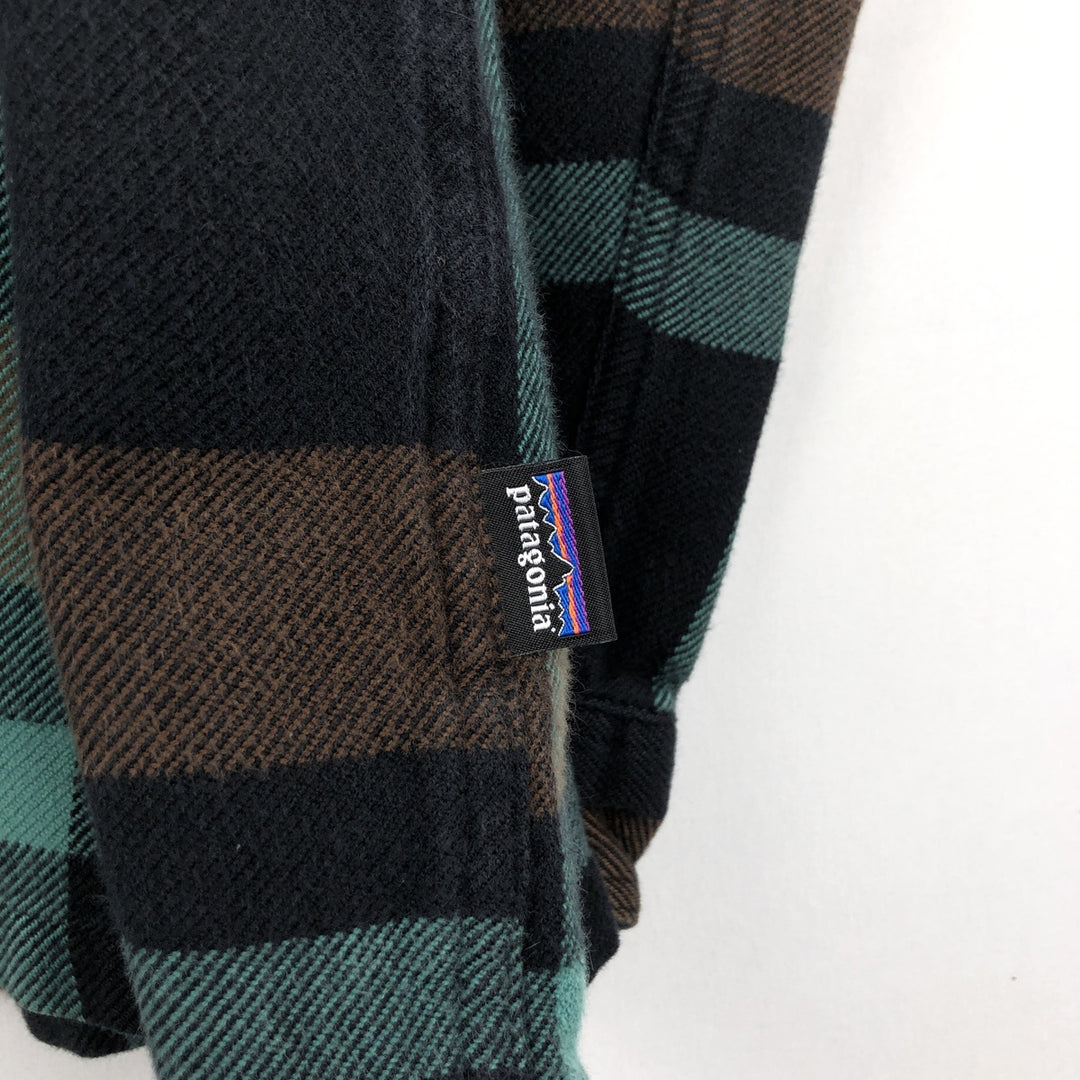 Patagonia ORGANIC COTTON 53947FA15 Long-Sleeve Light Flannel Check Shirt, Men's Size L (approx.) cotton black type Vintage Second Hand