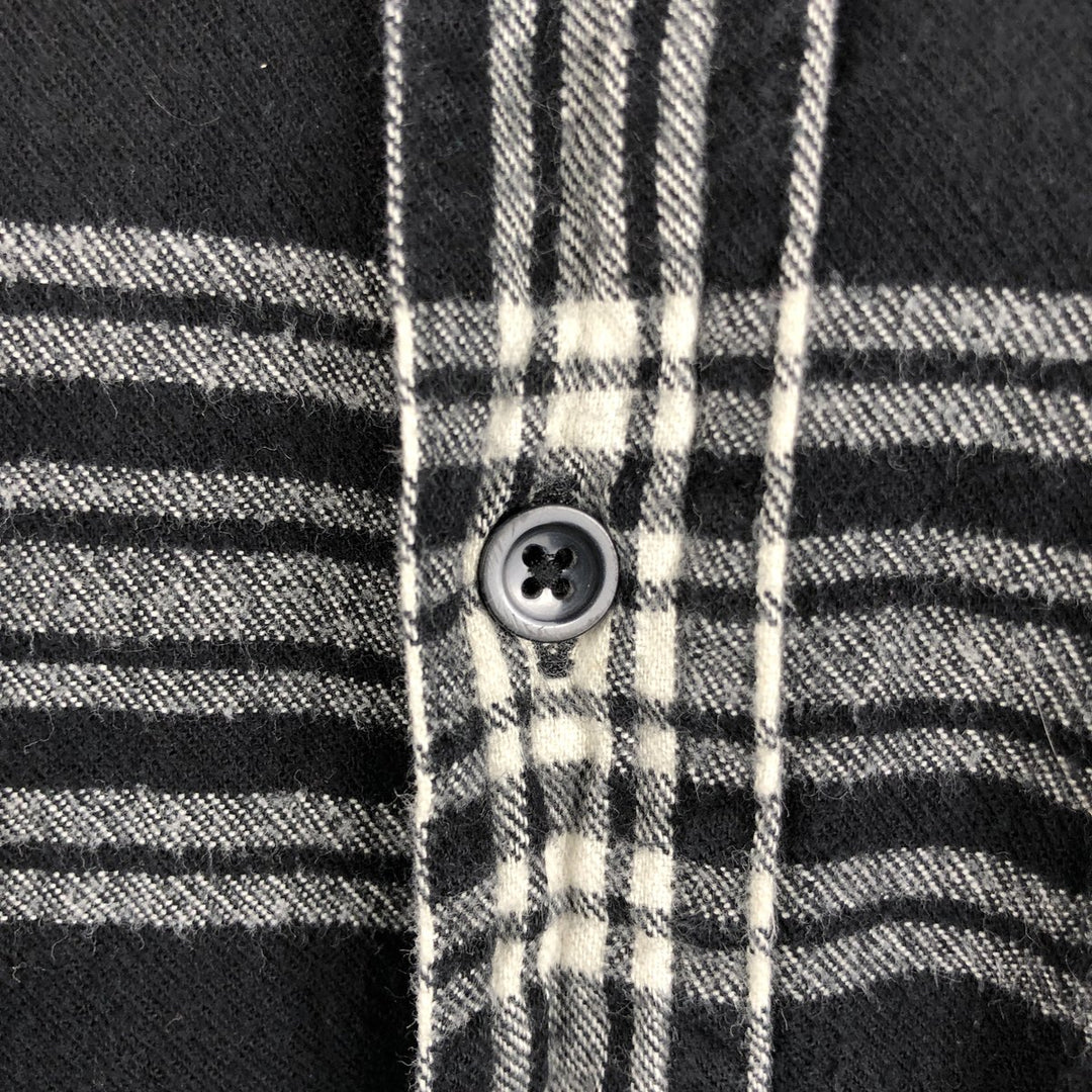 LLBean Long Sleeve Button-Down Light Flannel Check Shirt, Men's Size XL cotton black type Vintage Second Hand