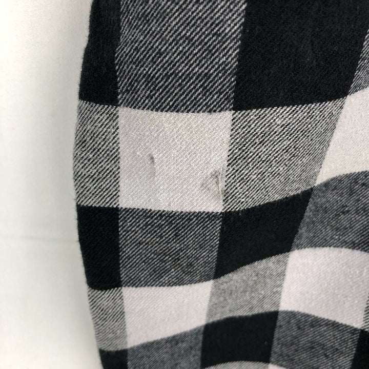 Columbia Buffalo Check Long-Sleeve Light Flannel Check Shirt (Men's Size M) cotton black type Vintage Second Hand