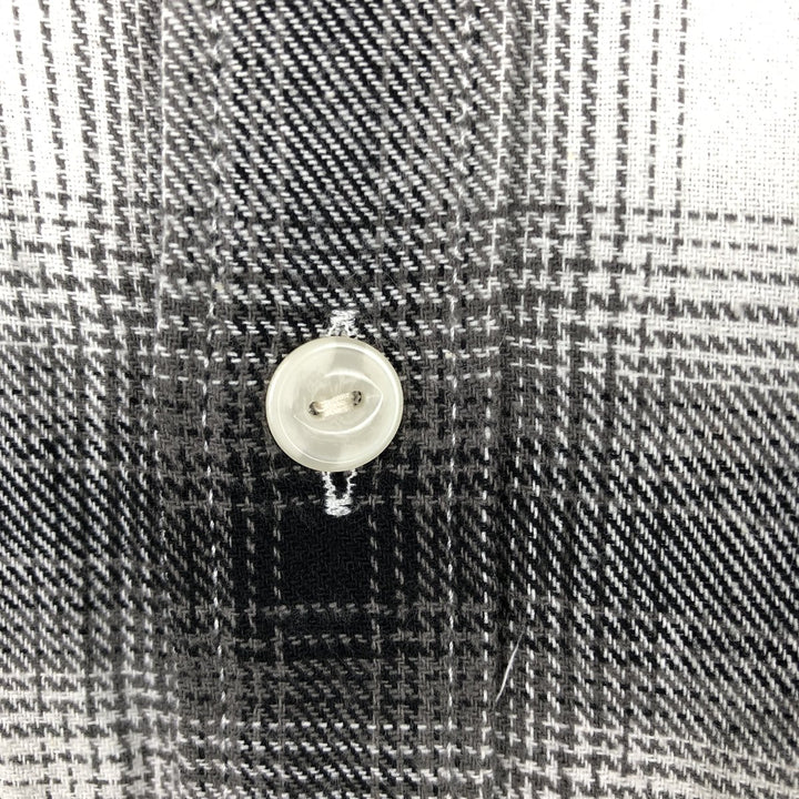 GAP STANDARD FIT Ombre Check Long Sleeve Flannel Check Shirt (Men's Size M) cotton white type Vintage Second Hand