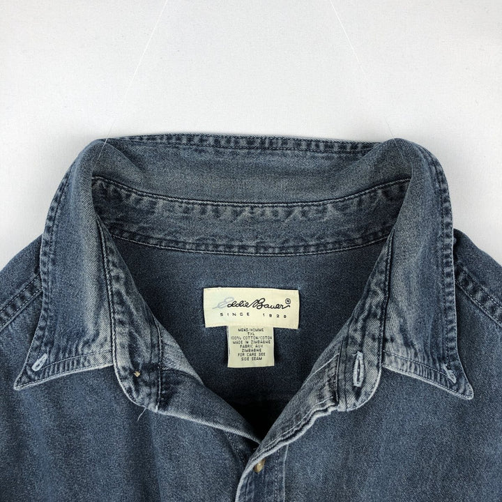 Eddie Bauer long-sleeved button-down denim shirt, men's size XL cotton Indigo Vintage Second Hand