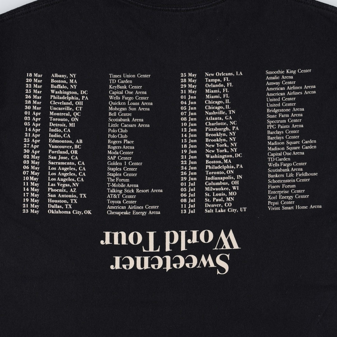 ARIANA GRANDE Sweetner World Tour Band T-shirt (Women's Size M) cotton black type Vintage Second Hand