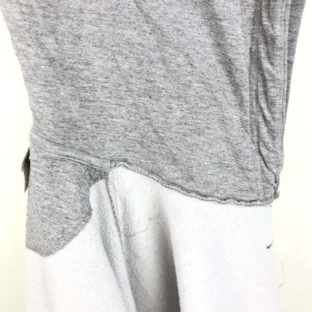 2000'S Nike Center Logo Sweatshirt Pullover Hoodie, Made in Canada, Men's Size M (approx.) cotton gray type Vintage Second Hand