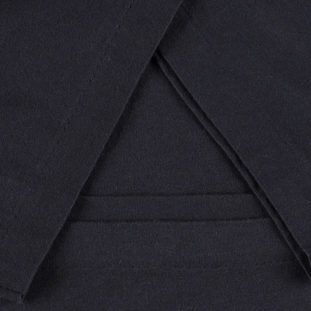 Levi's short-sleeved printed t-shirt, made in Canada, men's size XL equivalent. cotton black type Vintage Second Hand