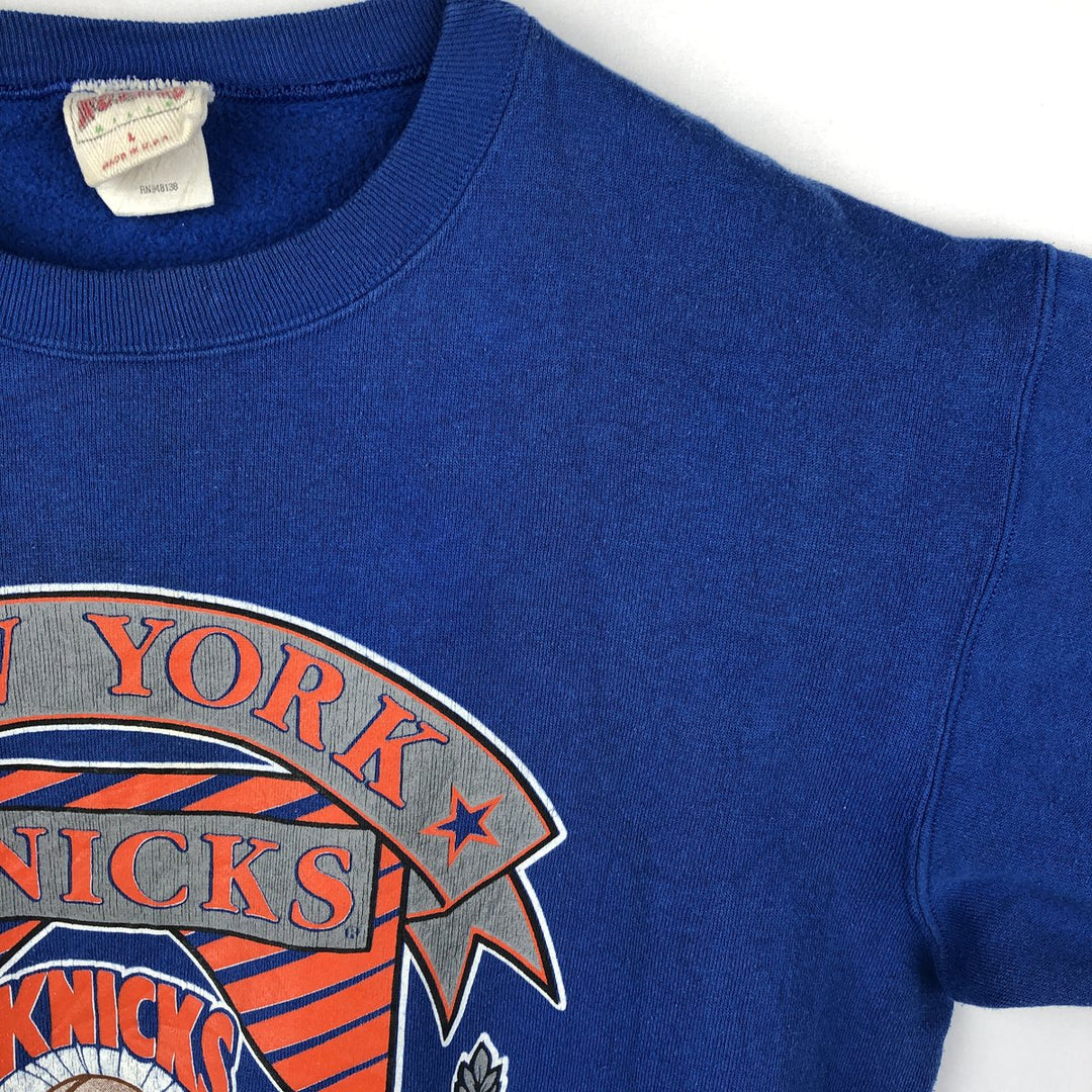 90'S Fruit of the Loom New York Knicks Print Sweatshirt, Made in USA, Men's Size L (approx.), Vintage cotton blue type Vintage Second Hand