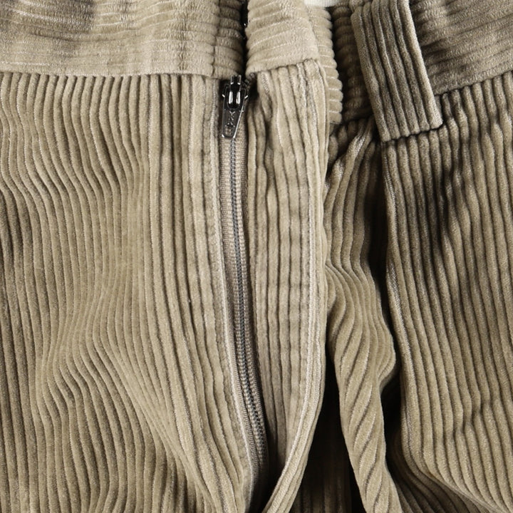 LLBean Two-pleat Corduroy Pants for Men, W35 equivalent cotton Khaki type sage green Vintage Second Hand