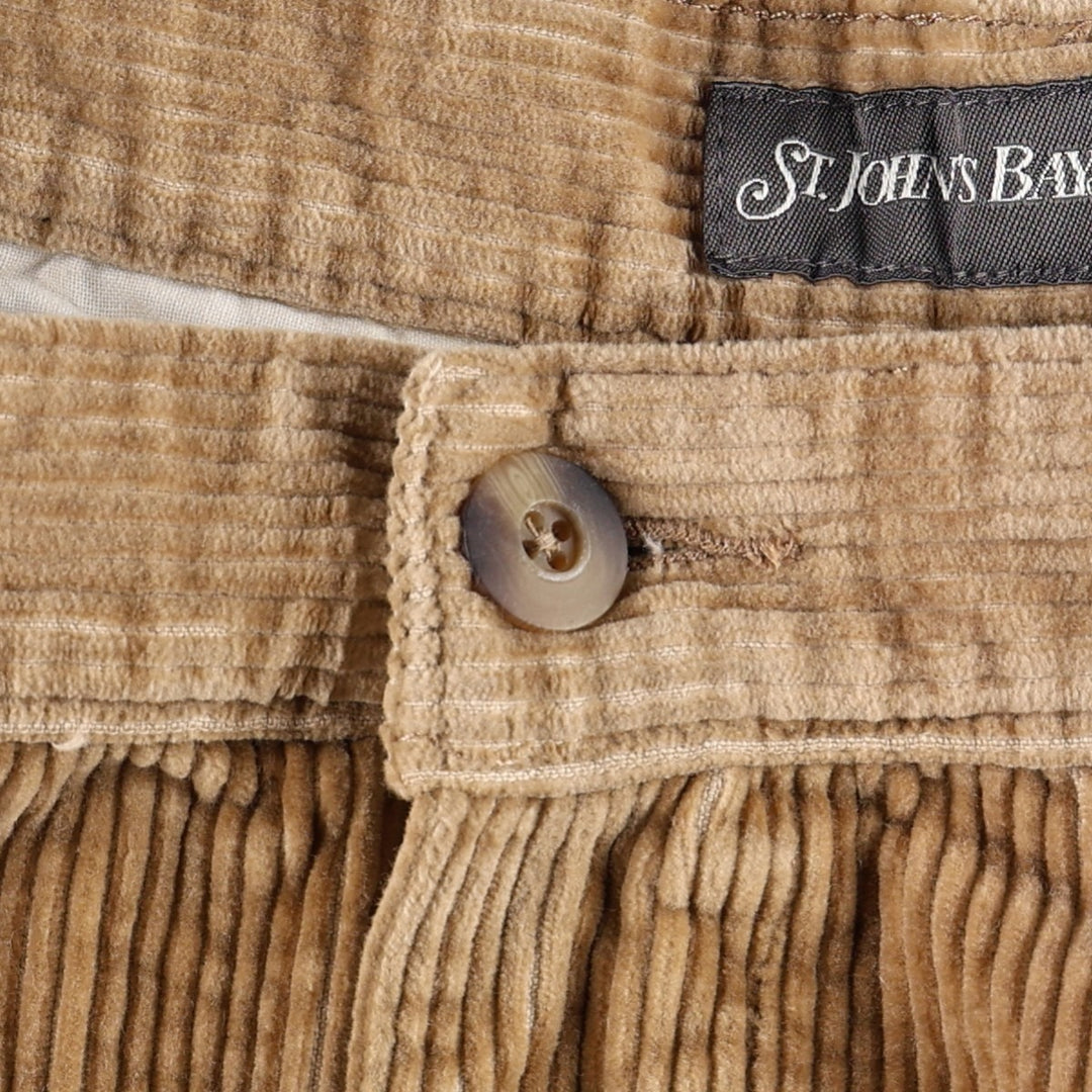 St. John's Bay Two-Pleat Corduroy Pants, Men's Size W35 (approx.) cotton Khaki type beige Vintage Second Hand
