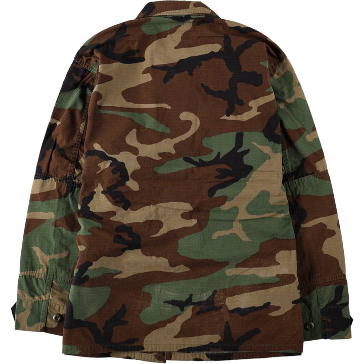Authentic US military issue, 1990'S camouflage pattern, woodland camo BDU military jacket, made in USA, men's size M equivalent, vintage. Nylon Khaki type Vintage Second Hand