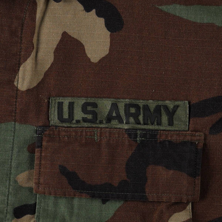 Authentic US military issue, 1990'S camouflage pattern, woodland camo BDU military jacket, made in USA, men's size M equivalent, vintage. Nylon Khaki type Vintage Second Hand