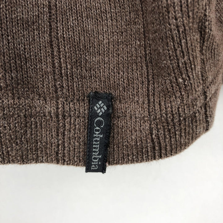 Columbia V-neck Long-Sleeve T-Shirt (Men's Size XL) cotton brown type Vintage Second Hand