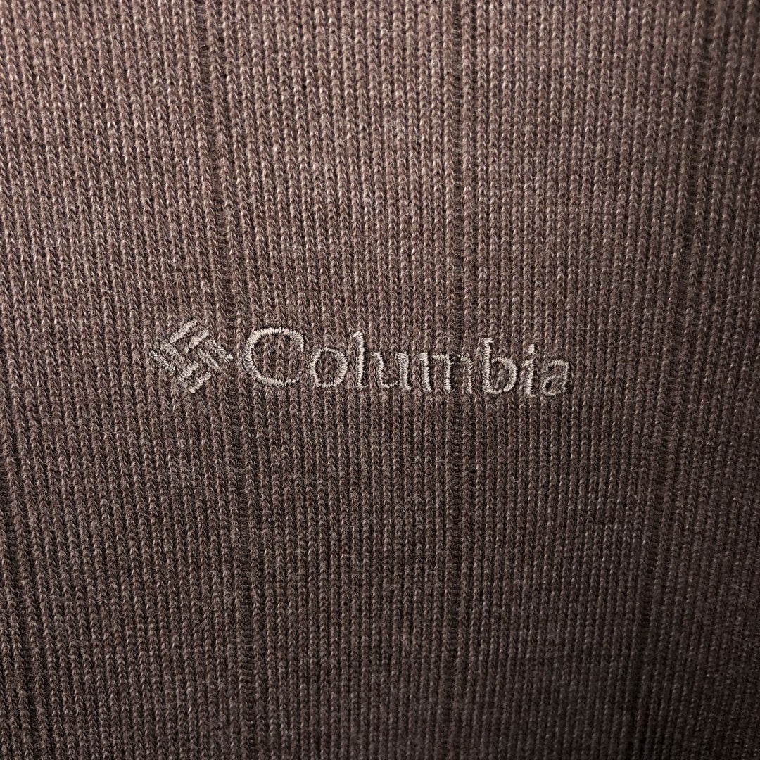 Columbia V-neck Long-Sleeve T-Shirt (Men's Size M) cotton brown type Vintage Second Hand