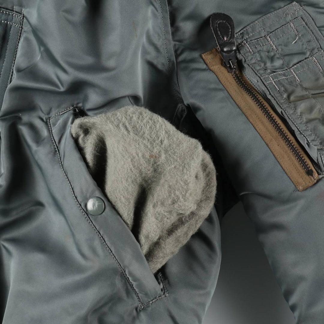 1950'S N-2B MIL-J-6278B Padded Military Flight Jacket, Medium (Men's M equivalent), Vintage unclear Khaki type Vintage Second Hand