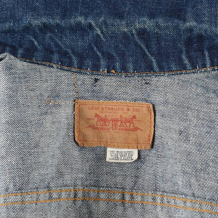 Vintage 1970'S Levi's 70505-0217 denim jacket, made in the USA, size small, men's cotton blue type Vintage Second Hand