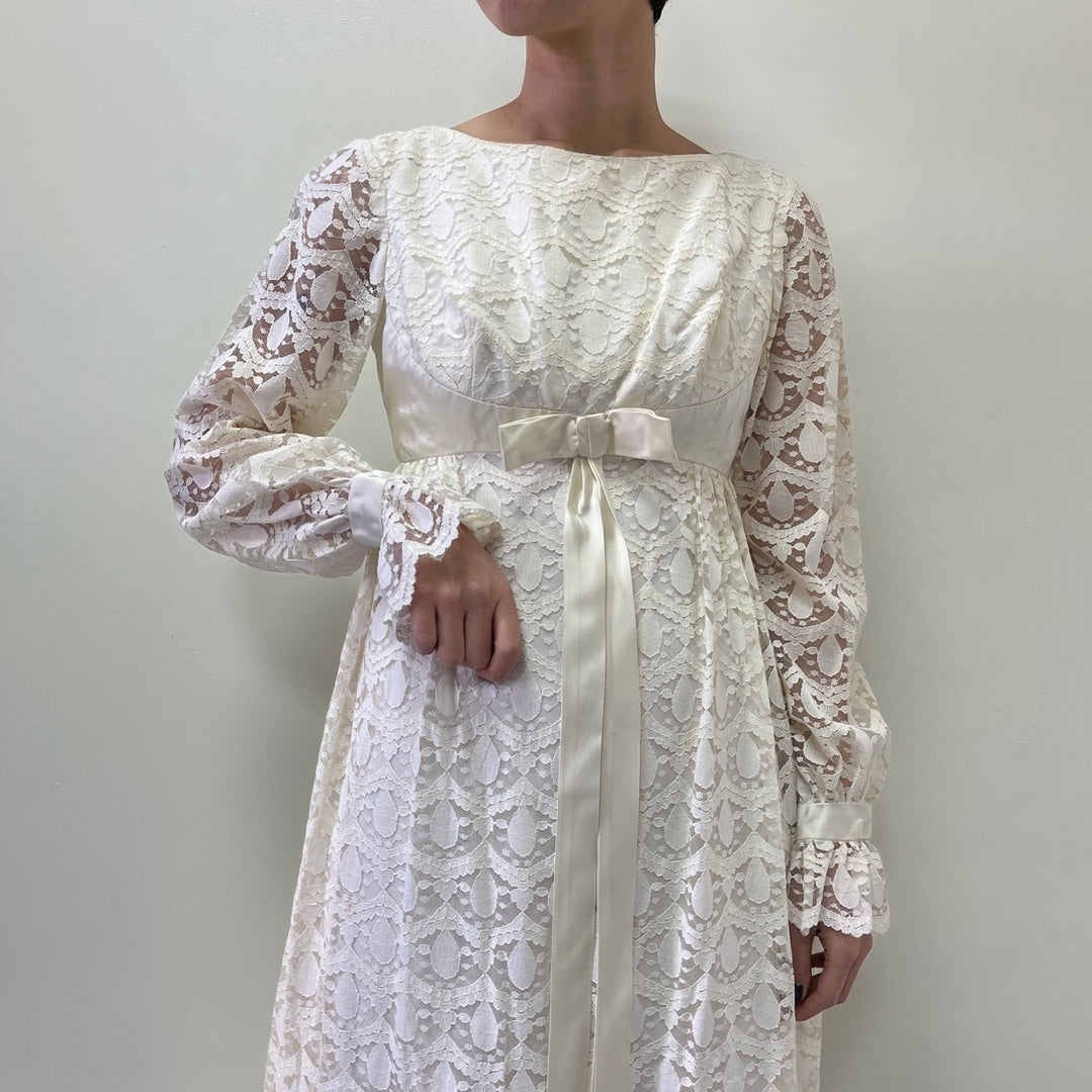 70'S UNKNOWN wedding dress, all lace, maxi length, flared dress, made in USA, women's M, vintage /evb003341